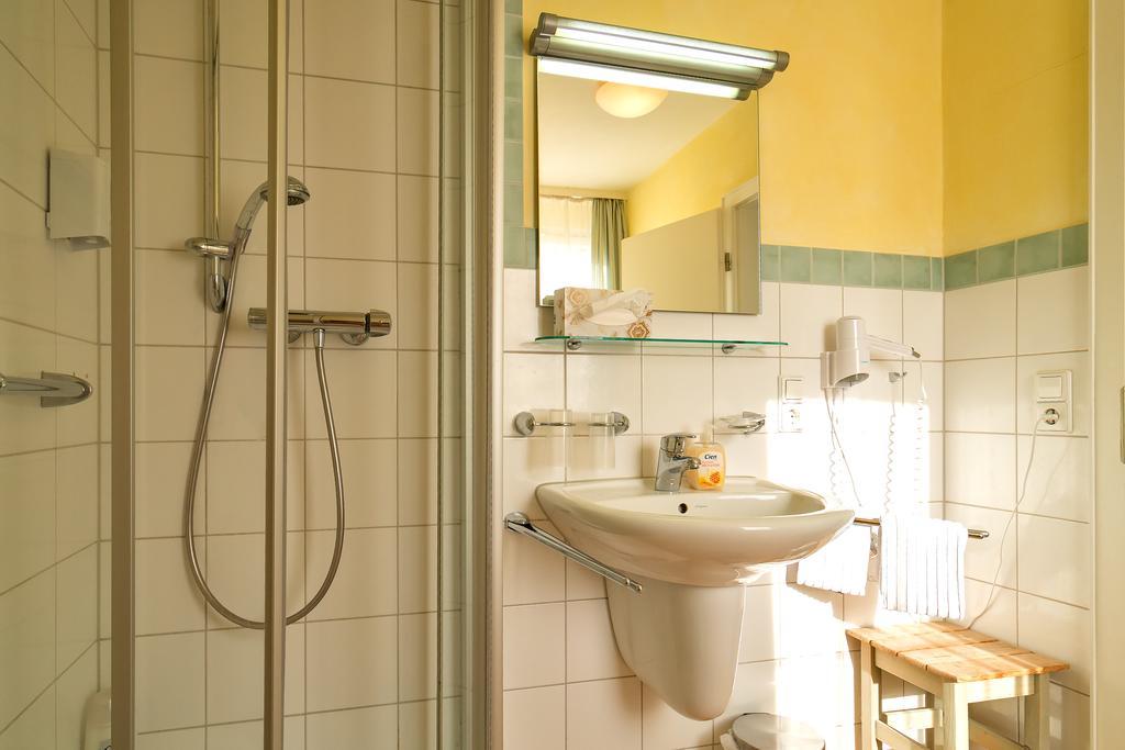 Hotel Zum Lieben Augustin Meersburg Quarto foto