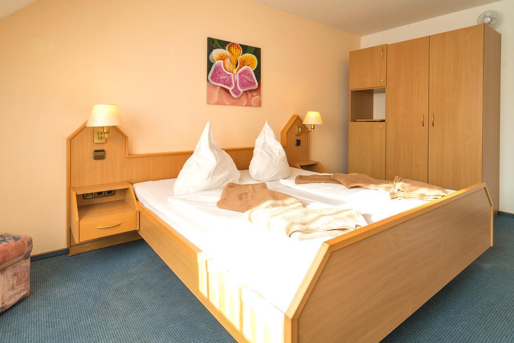 Hotel Zum Lieben Augustin Meersburg Quarto foto